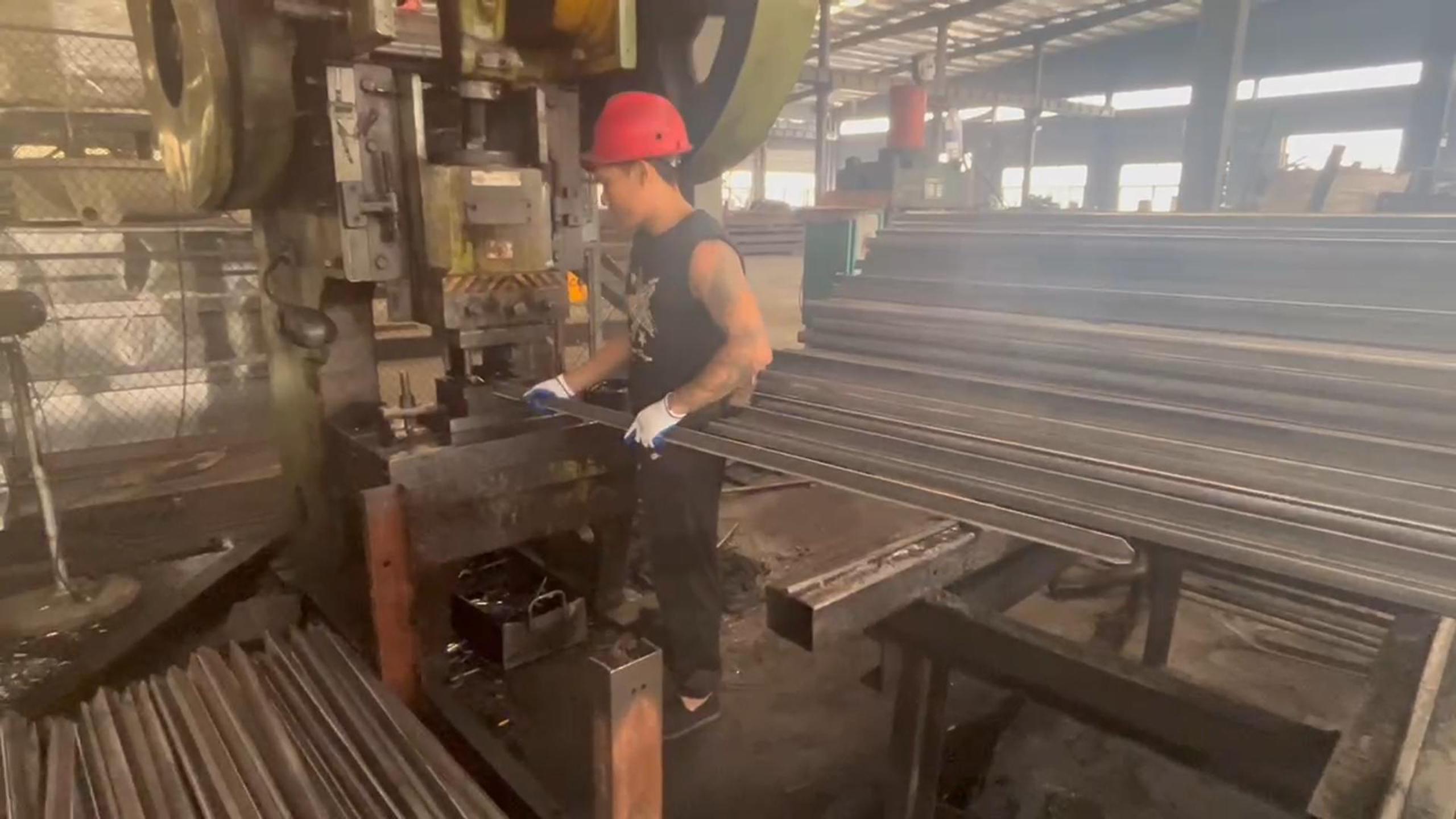 Vertical Sidearm Brace