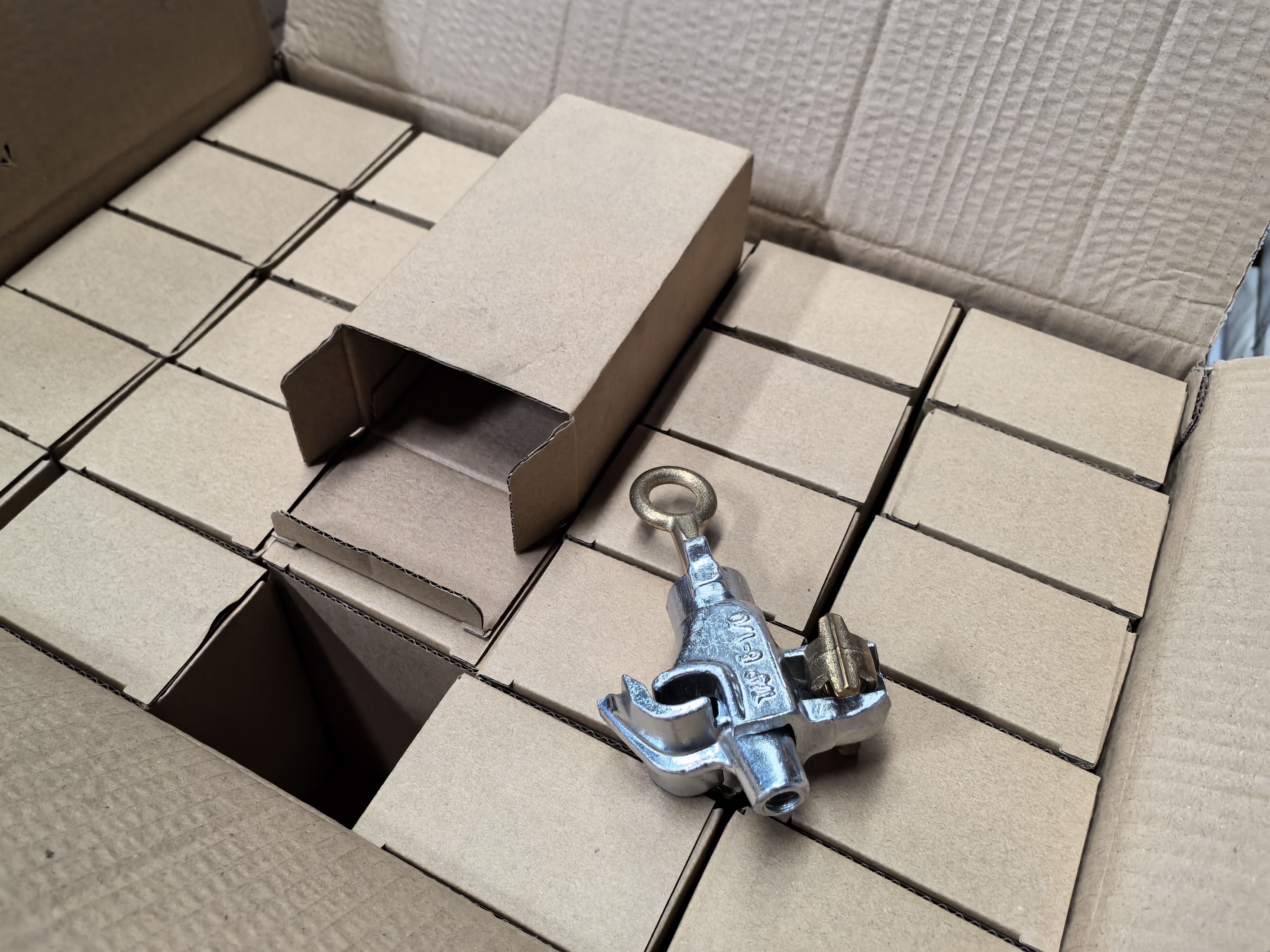 ad79cb4cee5d93f8118c6aeffc721a37