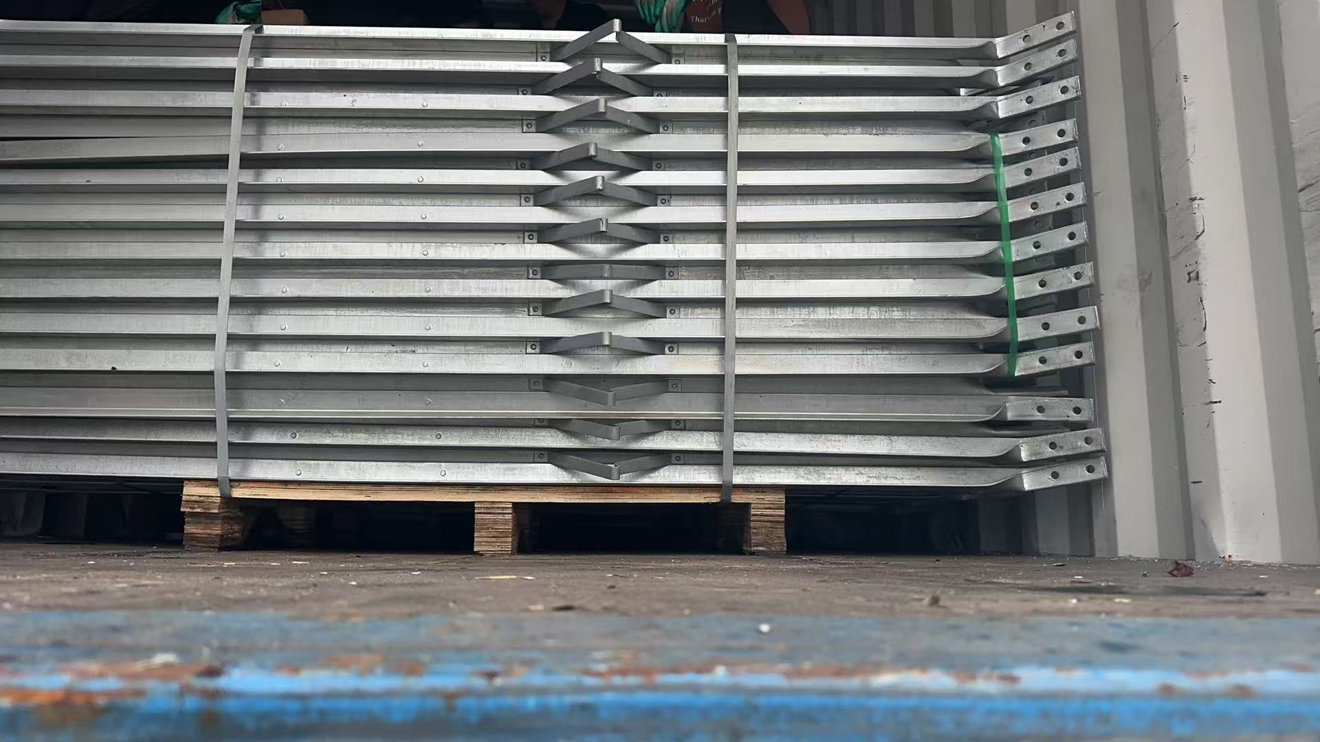 3ebf3b34590e86a1abaee9051ba3441d